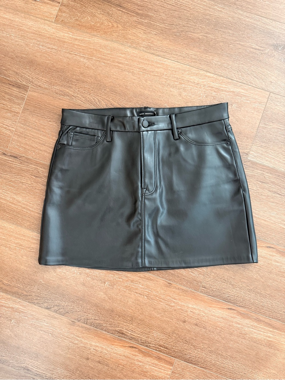 Good American Black Faux Leather Mini Skirt